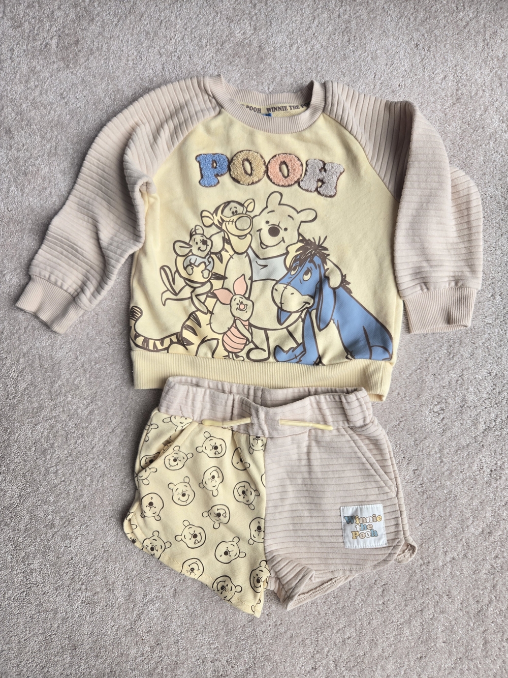 Disney Kids Pooh Beige Yellow Blue Matching Set - Picture 3 of 5